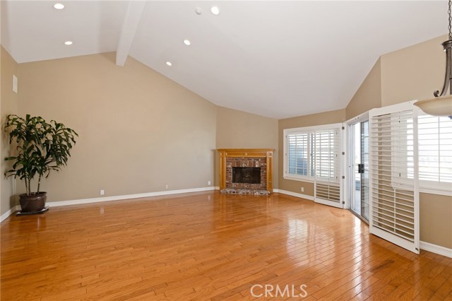 407 Anita Street, Redondo Beach, California 90278, 3 Bedrooms Bedrooms, ,2 BathroomsBathrooms,Residential,Sold,Anita,SB20078170