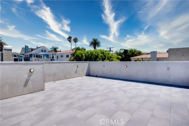 408 Francisca Avenue, Redondo Beach, California 90277, 5 Bedrooms Bedrooms, ,5 BathroomsBathrooms,Residential,Sold,Francisca,SB20169489