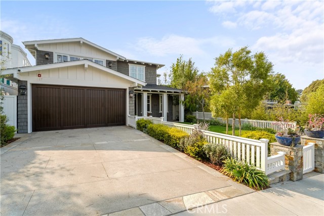 117 Meadows Avenue, Manhattan Beach, California 90266, 5 Bedrooms Bedrooms, ,3 BathroomsBathrooms,Residential,Sold,Meadows,SB20184287