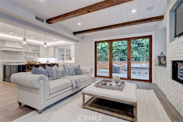 1716 Oak Avenue, Manhattan Beach, California 90266, 5 Bedrooms Bedrooms, ,5 BathroomsBathrooms,Residential,Sold,Oak,SB19008718