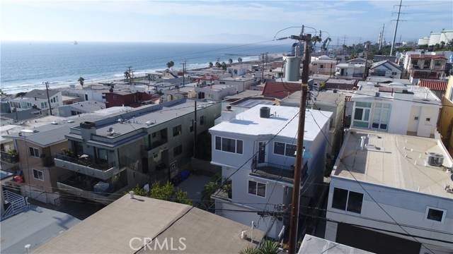 213 Seaview Street, Manhattan Beach, California 90266, 4 Bedrooms Bedrooms, ,3 BathroomsBathrooms,Residential,Sold,Seaview,SB19227675