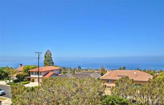 28066 Lobrook Drive, Rancho Palos Verdes, California 90275, 4 Bedrooms Bedrooms, ,2 BathroomsBathrooms,Residential,Sold,Lobrook,PV18138611