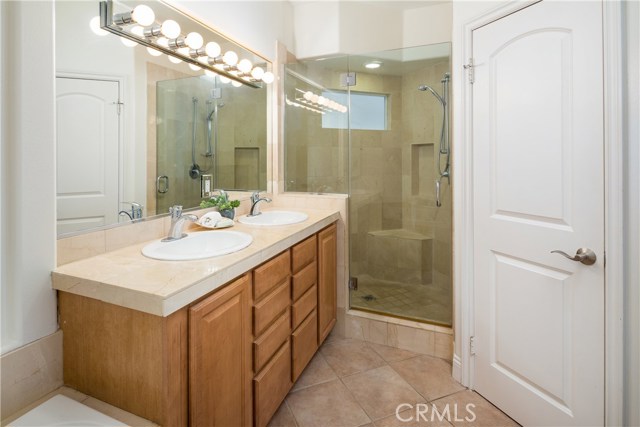 1461 12th Street, Manhattan Beach, California 90266, 3 Bedrooms Bedrooms, ,2 BathroomsBathrooms,Residential,Sold,12th,SB17108365