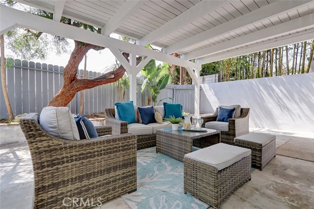 2317 Elm Avenue, Manhattan Beach, California 90266, 4 Bedrooms Bedrooms, ,3 BathroomsBathrooms,Residential,Sold,Elm,SB21152627