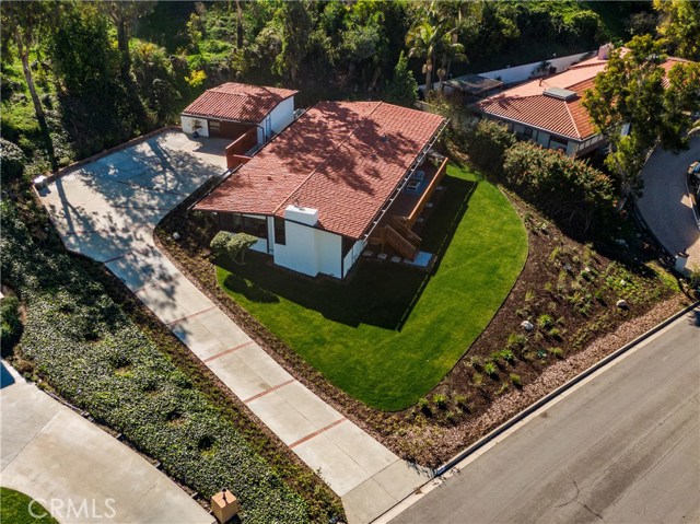 2028 Via Visalia, Palos Verdes Estates, California 90274, 4 Bedrooms Bedrooms, ,3 BathroomsBathrooms,Residential,Sold,Via Visalia,PV20020429