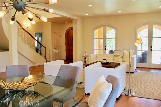 314 Avenue D, Redondo Beach, California 90277, 5 Bedrooms Bedrooms, ,5 BathroomsBathrooms,Residential,Sold,Avenue D,SB20083856