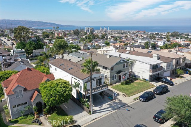 1158 8th Street, Hermosa Beach, California 90254, 3 Bedrooms Bedrooms, ,1 BathroomBathrooms,Residential,Sold,8th,SB20088189