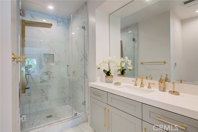 4511 Marloma Drive, Rolling Hills Estates, California 90274, 5 Bedrooms Bedrooms, ,2 BathroomsBathrooms,Residential,Sold,Marloma,PV19267077