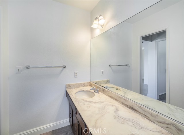 2517 Fisk Lane, Redondo Beach, California 90278, 4 Bedrooms Bedrooms, ,3 BathroomsBathrooms,Residential,Sold,Fisk,SB19239159