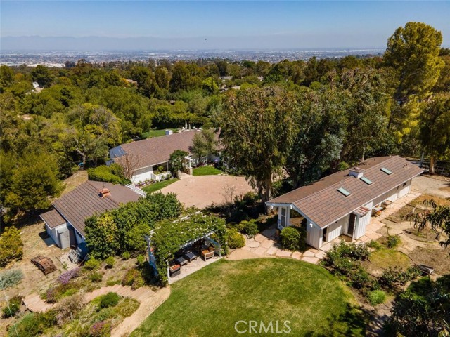 1 Lower Blackwater Canyon, Rolling Hills, California 90274, 4 Bedrooms Bedrooms, ,3 BathroomsBathrooms,Residential,Sold,Lower Blackwater Canyon,PV21075686