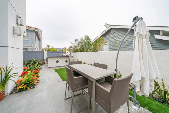 1921 Speyer Lane, Redondo Beach, California 90278, 4 Bedrooms Bedrooms, ,3 BathroomsBathrooms,Residential,Sold,Speyer,PV19099072