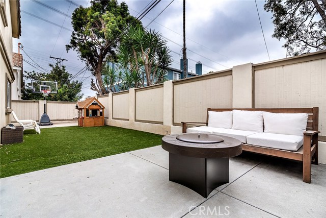 2515 Nelson Avenue, Redondo Beach, California 90278, 3 Bedrooms Bedrooms, ,2 BathroomsBathrooms,Residential,Sold,Nelson,SB19149820