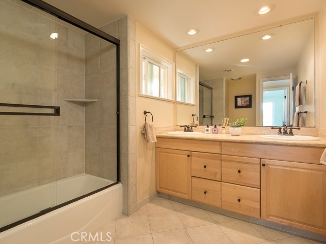 2034 Crestwood Street, Rancho Palos Verdes, California 90275, 4 Bedrooms Bedrooms, ,2 BathroomsBathrooms,Residential,Sold,Crestwood,PV18041500