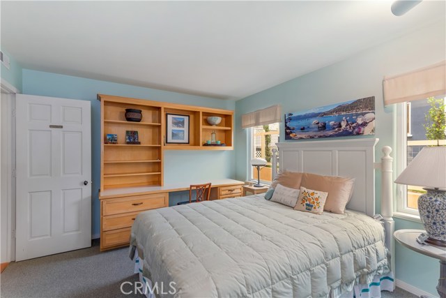 595 31st Street, Manhattan Beach, California 90266, 4 Bedrooms Bedrooms, ,1 BathroomBathrooms,Residential,Sold,31st,SB20193425