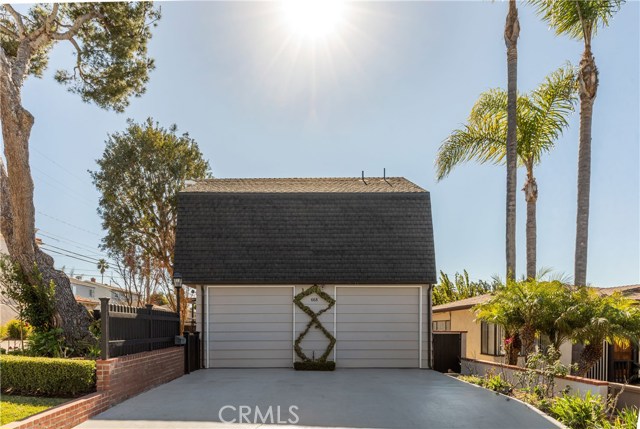 668 36th Street, Manhattan Beach, California 90266, 3 Bedrooms Bedrooms, ,2 BathroomsBathrooms,Residential,Sold,36th,SB21007690