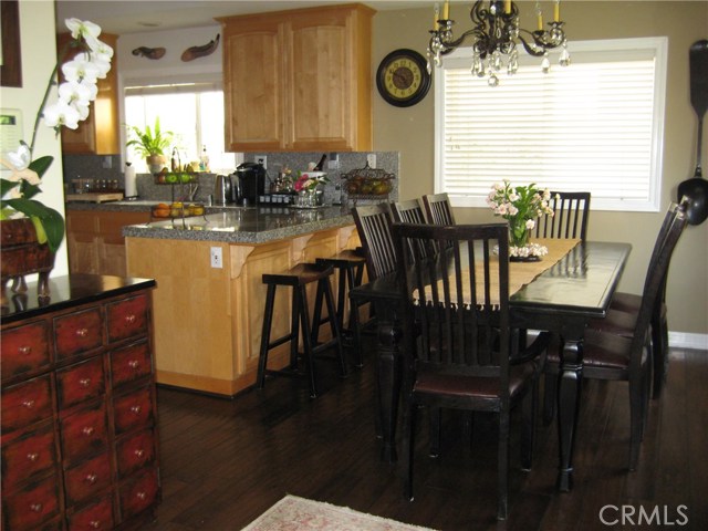 2207 Voorhees Avenue, Redondo Beach, California 90278, 4 Bedrooms Bedrooms, ,2 BathroomsBathrooms,Residential,Sold,Voorhees,SB17062851