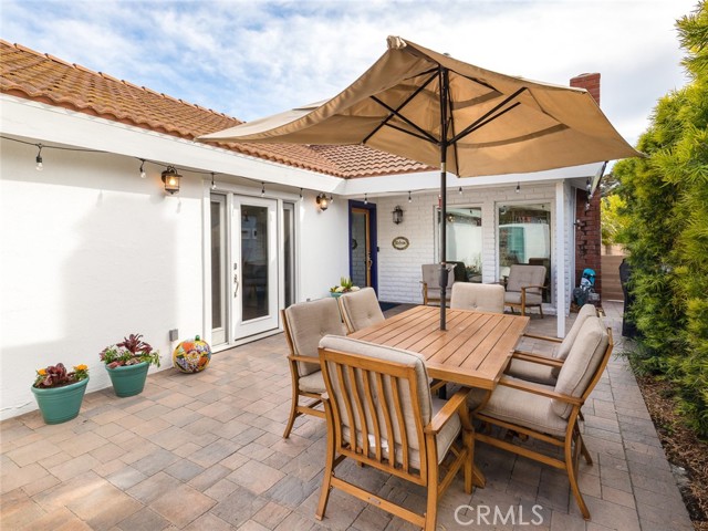 816 Knob Hill Avenue, Redondo Beach, California 90277, 3 Bedrooms Bedrooms, ,2 BathroomsBathrooms,Residential,Sold,Knob Hill,SB21051287