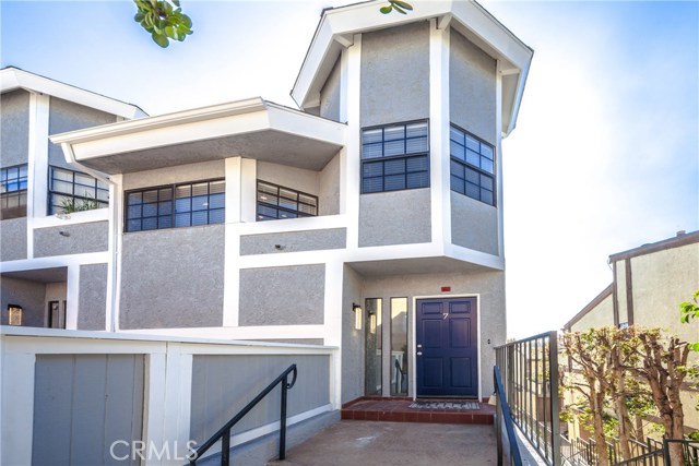 2021 Carnegie Lane, Redondo Beach, California 90278, 3 Bedrooms Bedrooms, ,2 BathroomsBathrooms,Residential,Sold,Carnegie,SB18027612