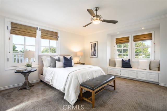 742 27th Street, Manhattan Beach, California 90266, 4 Bedrooms Bedrooms, ,3 BathroomsBathrooms,Residential,Sold,27th,SB19194302