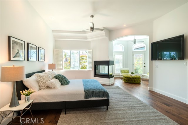 2524 Manhattan Avenue, Hermosa Beach, California 90254, 5 Bedrooms Bedrooms, ,3 BathroomsBathrooms,Residential,Sold,Manhattan,SB18096858