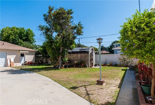 1311 19th Street, Manhattan Beach, California 90266, 2 Bedrooms Bedrooms, ,1 BathroomBathrooms,Residential,Sold,19th,SB17196068