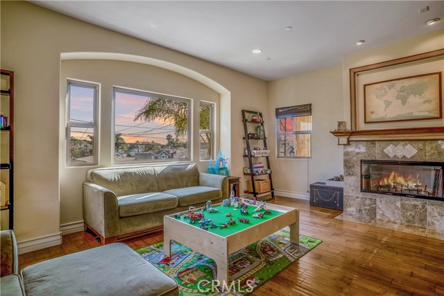 1605 Stanford Avenue, Redondo Beach, California 90278, 5 Bedrooms Bedrooms, ,3 BathroomsBathrooms,Residential,Sold,Stanford,SB19237722