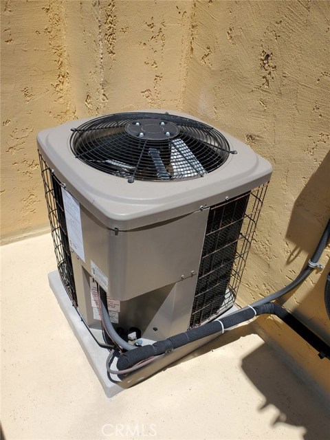 Central AC for those few days/nights that the ocean breeze isn't enough