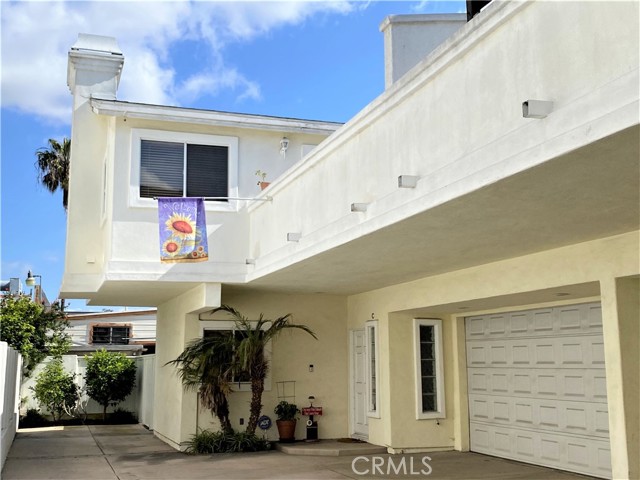 2405 Vanderbilt Lane, Redondo Beach, California 90278, 3 Bedrooms Bedrooms, ,2 BathroomsBathrooms,Residential,Sold,Vanderbilt,SB21088337