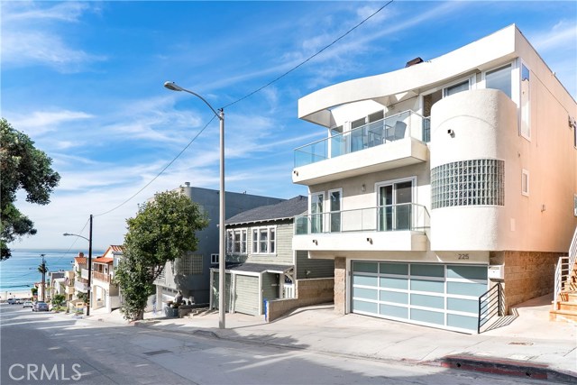 225 38th, Manhattan Beach, California 90266, 3 Bedrooms Bedrooms, ,3 BathroomsBathrooms,Residential,Sold,38th,SB19020609