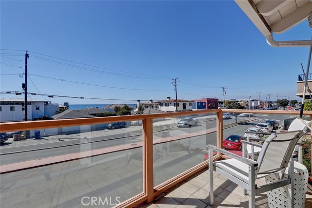 2704 Hermosa Avenue, Hermosa Beach, California 90254, 2 Bedrooms Bedrooms, ,2 BathroomsBathrooms,Residential,Sold,Hermosa,SB19059337