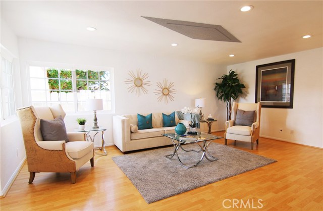 18429 Burin Avenue, Redondo Beach, California 90278, 3 Bedrooms Bedrooms, ,2 BathroomsBathrooms,Residential,Sold,Burin,SB18103083