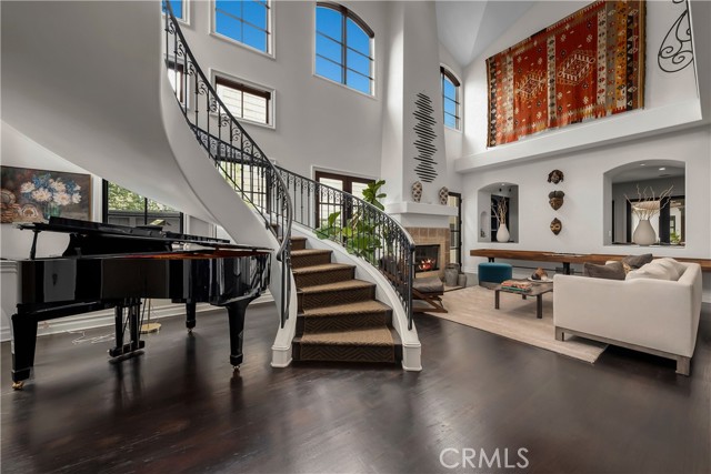 583 35th Street, Manhattan Beach, California 90266, 4 Bedrooms Bedrooms, ,1 BathroomBathrooms,Residential,Sold,35th,SB21141914