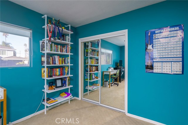 501 Green Lane, Redondo Beach, California 90278, 4 Bedrooms Bedrooms, ,2 BathroomsBathrooms,Residential,Sold,Green Lane,SB20035611