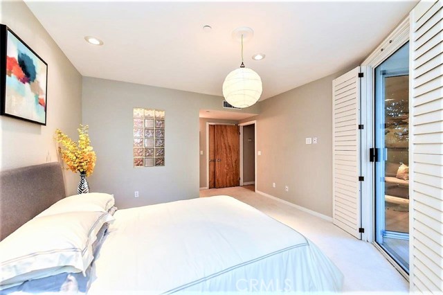 2 Bed Home for Sale in Los Angeles, California