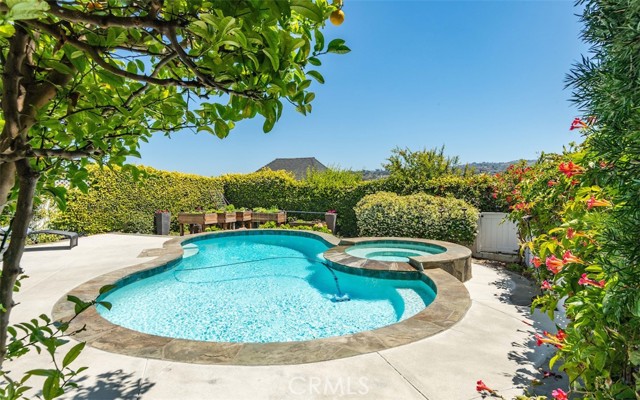 1038 Avenue D, Redondo Beach, California 90277, 5 Bedrooms Bedrooms, ,4 BathroomsBathrooms,Residential,Sold,Avenue D,PV21115047