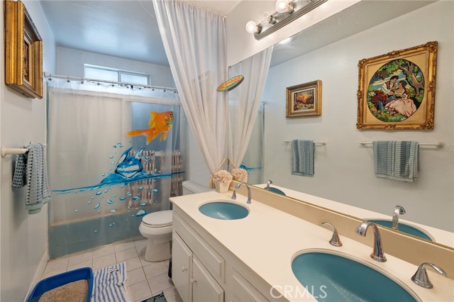 128 Prospect Avenue, Redondo Beach, California 90277, ,Residential Income,Sold,Prospect,PV21038053