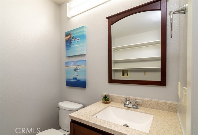 431 Broadway, Redondo Beach, California 90277, 3 Bedrooms Bedrooms, ,2 BathroomsBathrooms,Residential,Sold,Broadway,SB18158409