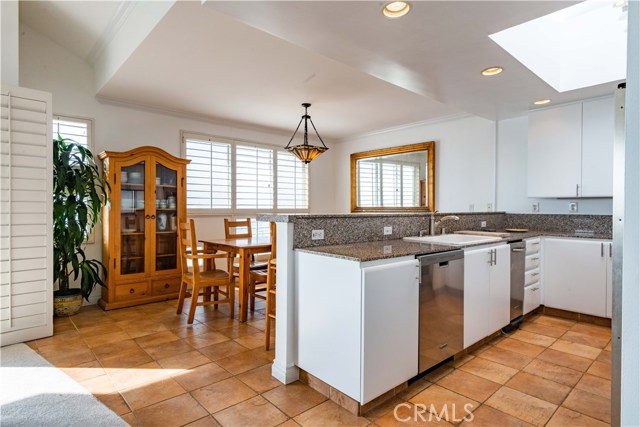 4216 Highland Avenue, Manhattan Beach, California 90266, 3 Bedrooms Bedrooms, ,3 BathroomsBathrooms,Residential,Sold,Highland,SB19276572