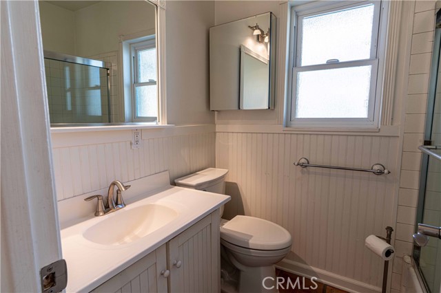 113 30th Place, Manhattan Beach, California 90266, 2 Bedrooms Bedrooms, ,2 BathroomsBathrooms,Residential,Sold,30th,SB21040269