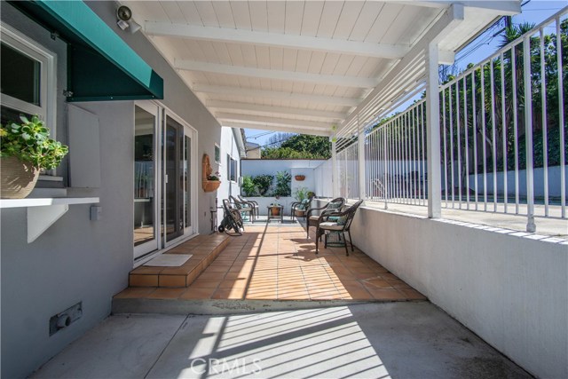 149 Vista Del Parque, Redondo Beach, California 90277, 4 Bedrooms Bedrooms, ,1 BathroomBathrooms,Residential,Sold,Vista Del Parque,PV19039225