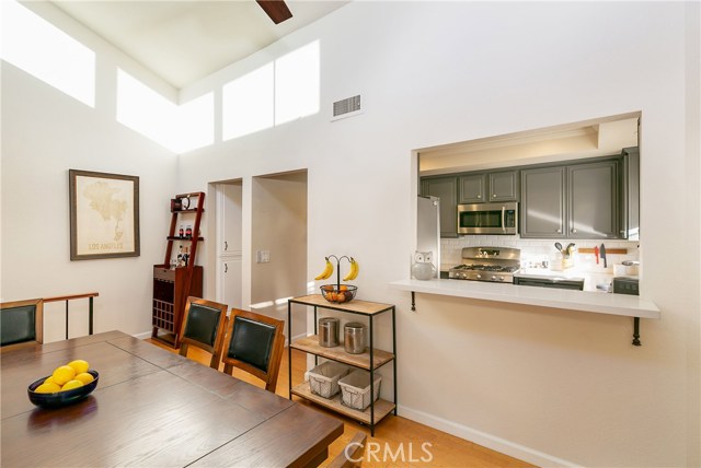 2408 Rockefeller Lane, Redondo Beach, California 90278, 3 Bedrooms Bedrooms, ,2 BathroomsBathrooms,Residential,Sold,Rockefeller,SB19003633
