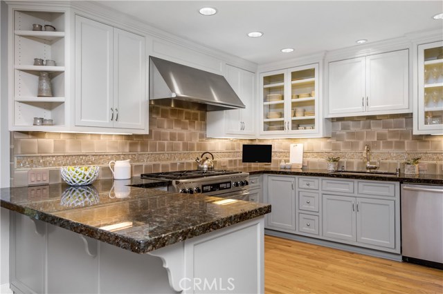 555 36th Street, Manhattan Beach, California 90266, 4 Bedrooms Bedrooms, ,3 BathroomsBathrooms,Residential,Sold,36th,SB20126902 555 36th Street, Manhattan Beach, California 90266, 4 Bedrooms Bedrooms, ,3 BathroomsBathrooms,Residential,Sold,36th,SB20126902