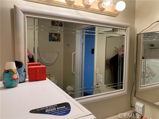 615 Esplanade, Redondo Beach, California 90277, 1 Bedroom Bedrooms, ,1 BathroomBathrooms,Residential,Sold,Esplanade,SB19047660