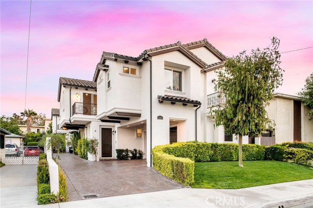 2204 Bataan Road, Redondo Beach, California 90278, 4 Bedrooms Bedrooms, ,4 BathroomsBathrooms,Residential,Sold,Bataan,SB21148388