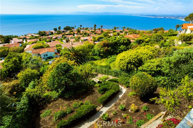 773 Via Del Monte, Palos Verdes Estates, California 90274, 3 Bedrooms Bedrooms, ,5 BathroomsBathrooms,Residential,Sold,Via Del Monte,PV19125055