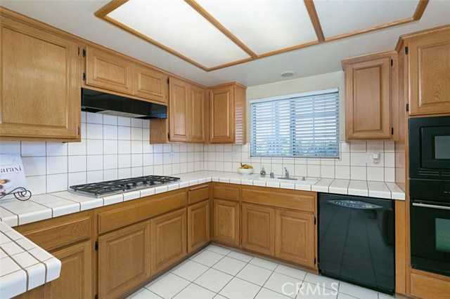 2715 Grant Avenue, Redondo Beach, California 90278, 3 Bedrooms Bedrooms, ,2 BathroomsBathrooms,Residential,Sold,Grant,SB20048307