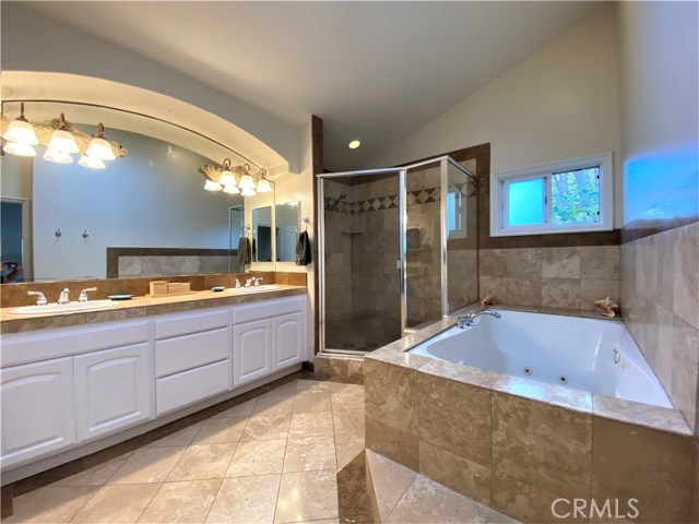 1916 Ruhland Avenue, Redondo Beach, California 90278, 4 Bedrooms Bedrooms, ,2 BathroomsBathrooms,Residential,Sold,Ruhland,SB20155970