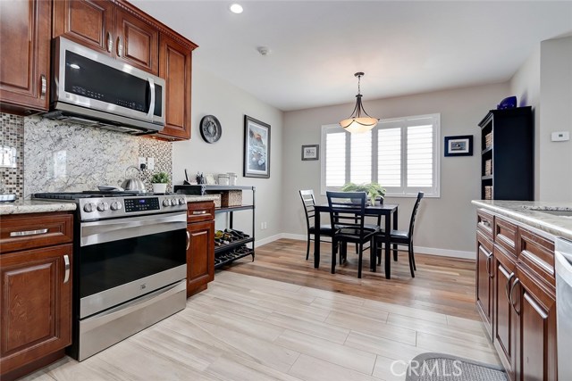 926 1st Street, Hermosa Beach, California 90254, 2 Bedrooms Bedrooms, ,2 BathroomsBathrooms,Residential,Sold,1st,SB20082752