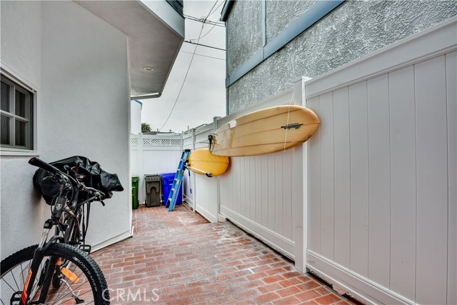 552 3rd Street, Manhattan Beach, California 90266, 3 Bedrooms Bedrooms, ,1 BathroomBathrooms,Residential,Sold,3rd,SB21099557