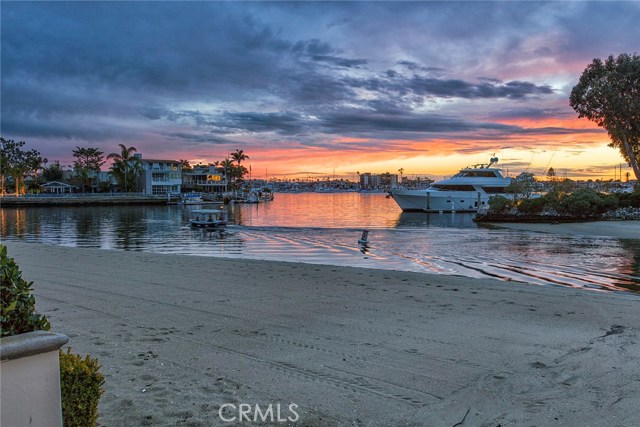 Photo of 3 Beacon Bay, Newport Beach, CA 92660
